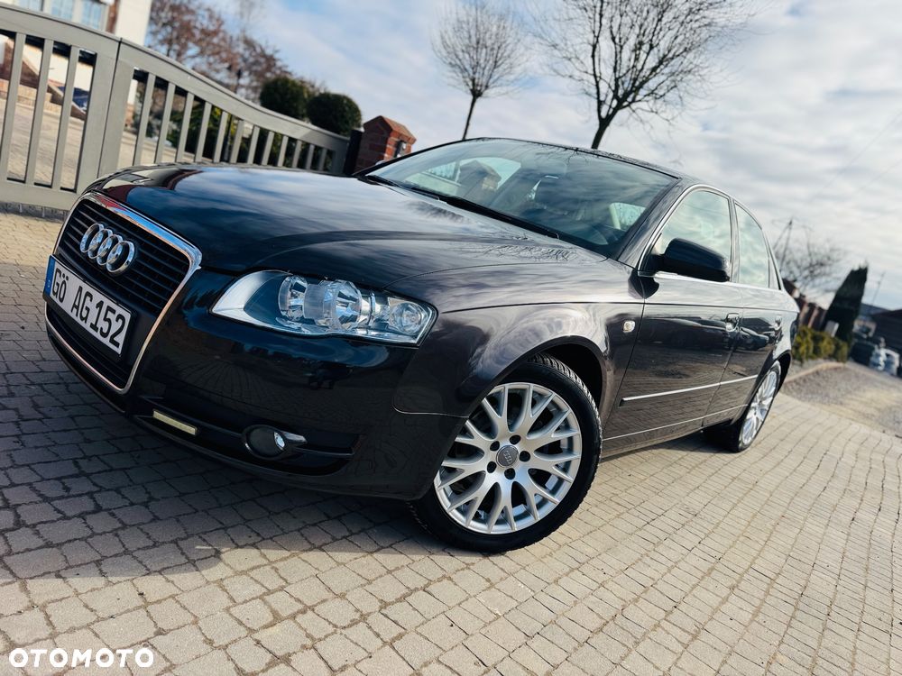 Audi A4 Limousine - 26