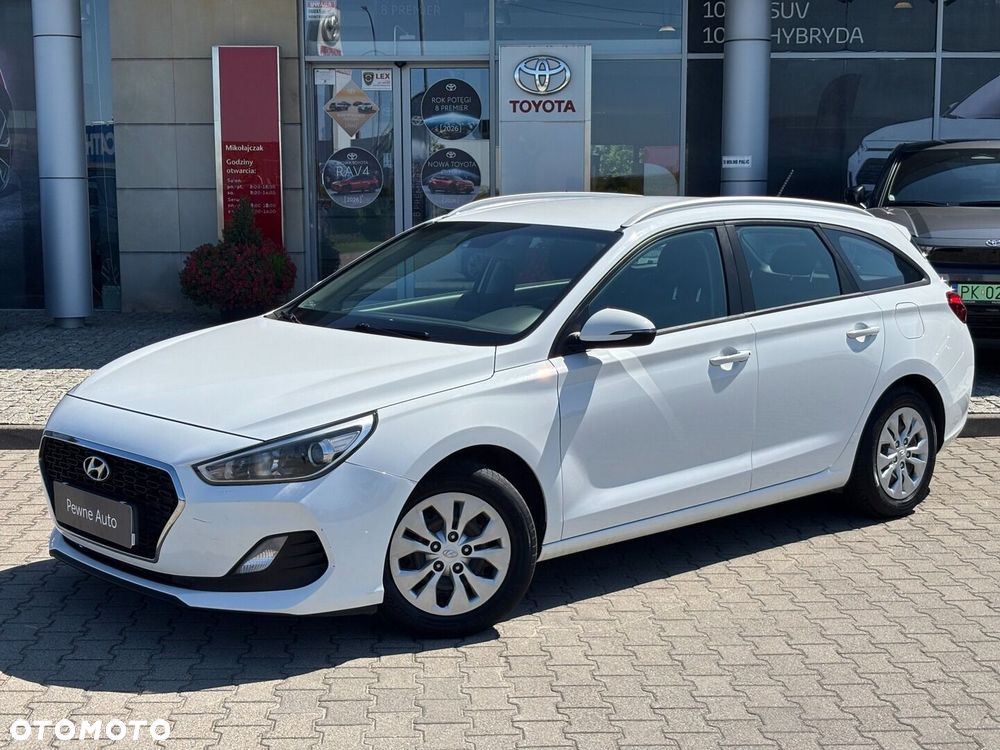 Hyundai i30 1.6 D Classic + - 3