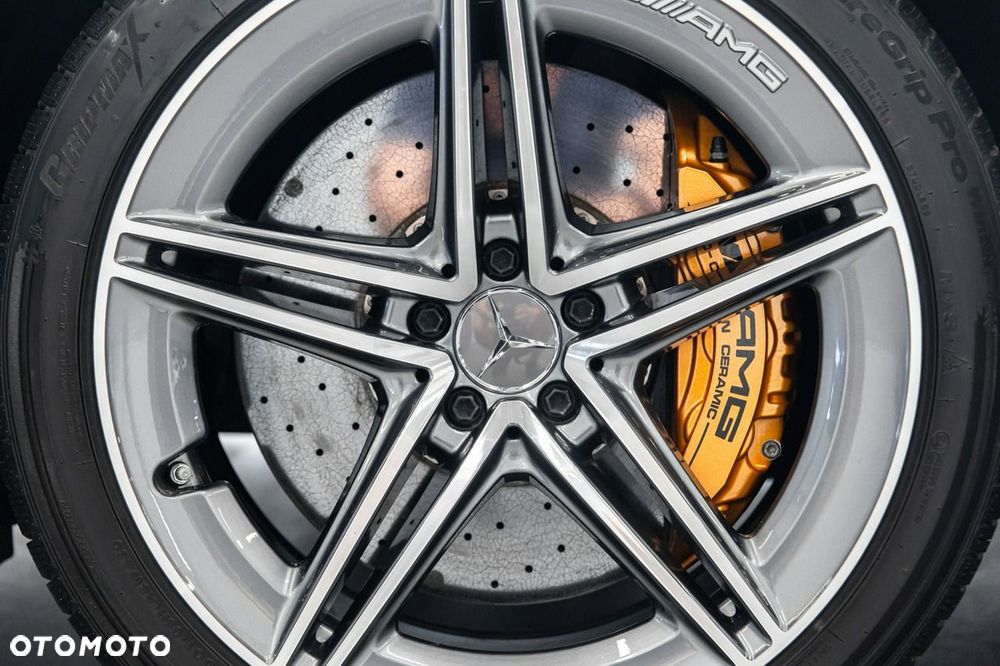 Mercedes-Benz AMG GT - 17