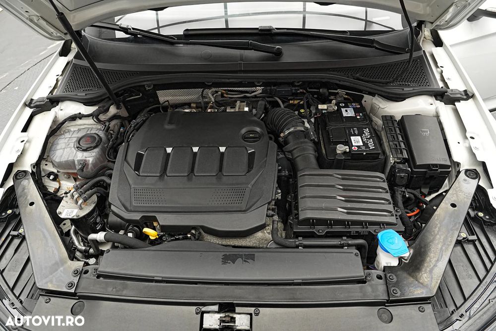 Volkswagen Passat 2.0 TDI SCR DSG Business - 23