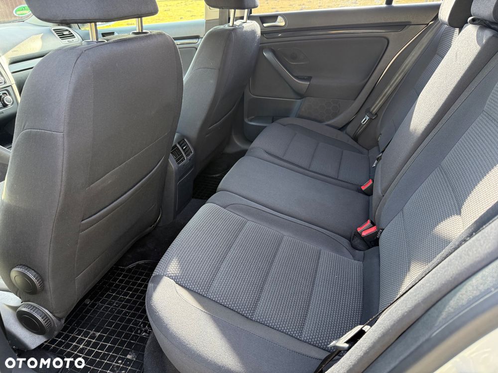 Volkswagen Golf 1.6 Comfortline - 14