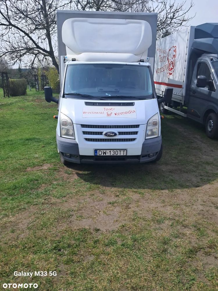 Ford Transit - 12