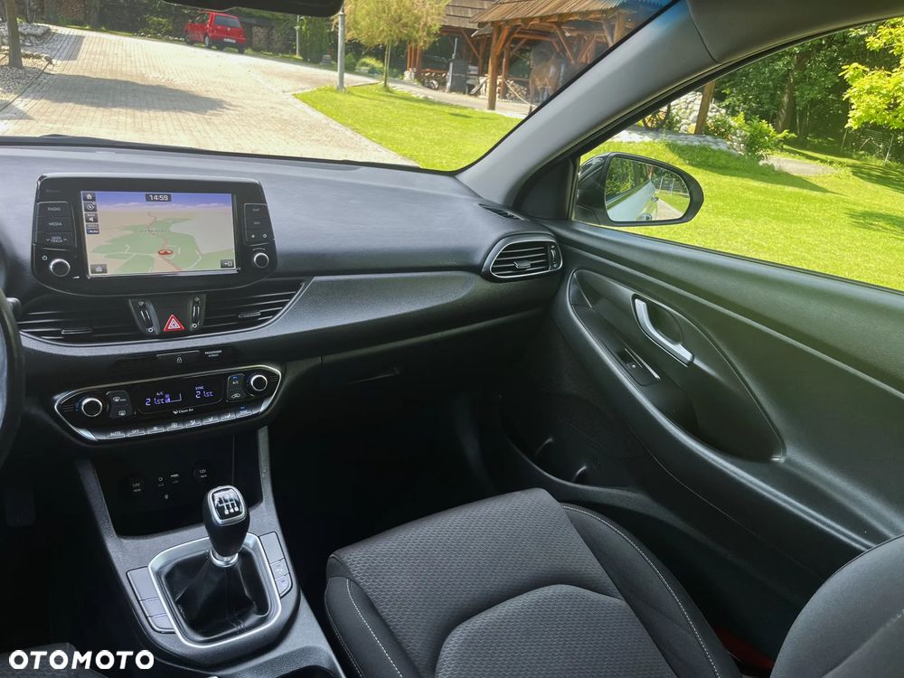 Hyundai i30 1.6 CRDi BlueDrive Premium - 15