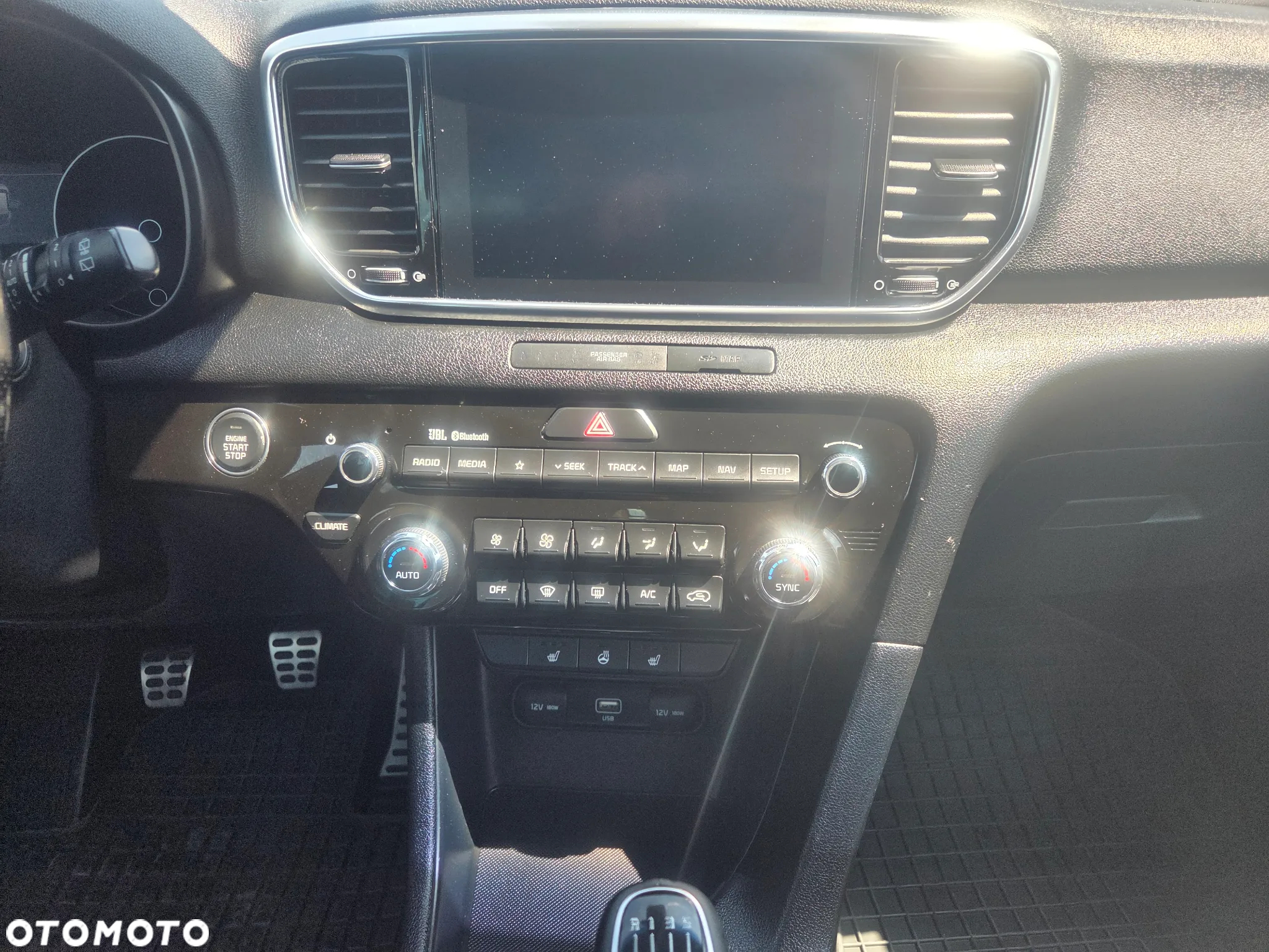 Kia Sportage - 10