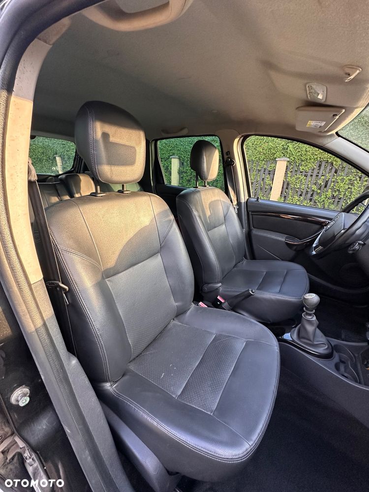 Dacia Duster dCi 110 FAP 4x2 Blackshadow - 8