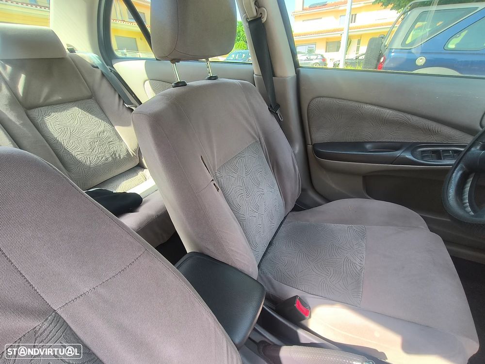 Nissan Almera 1.5 Comfort ABS+AC - 5
