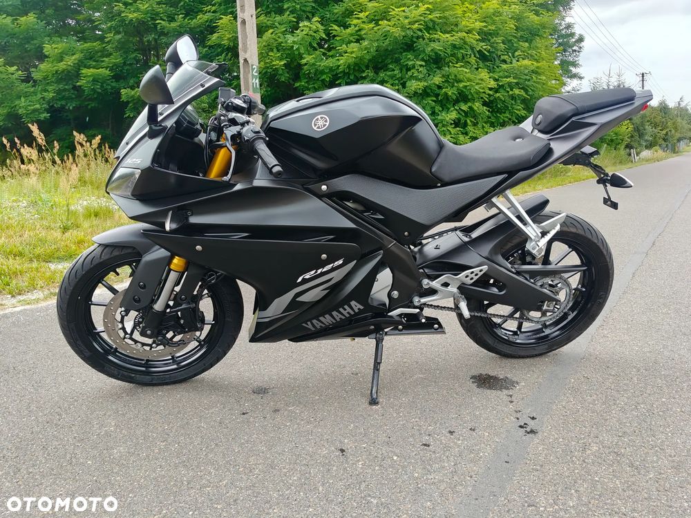 Yamaha YZF - 6