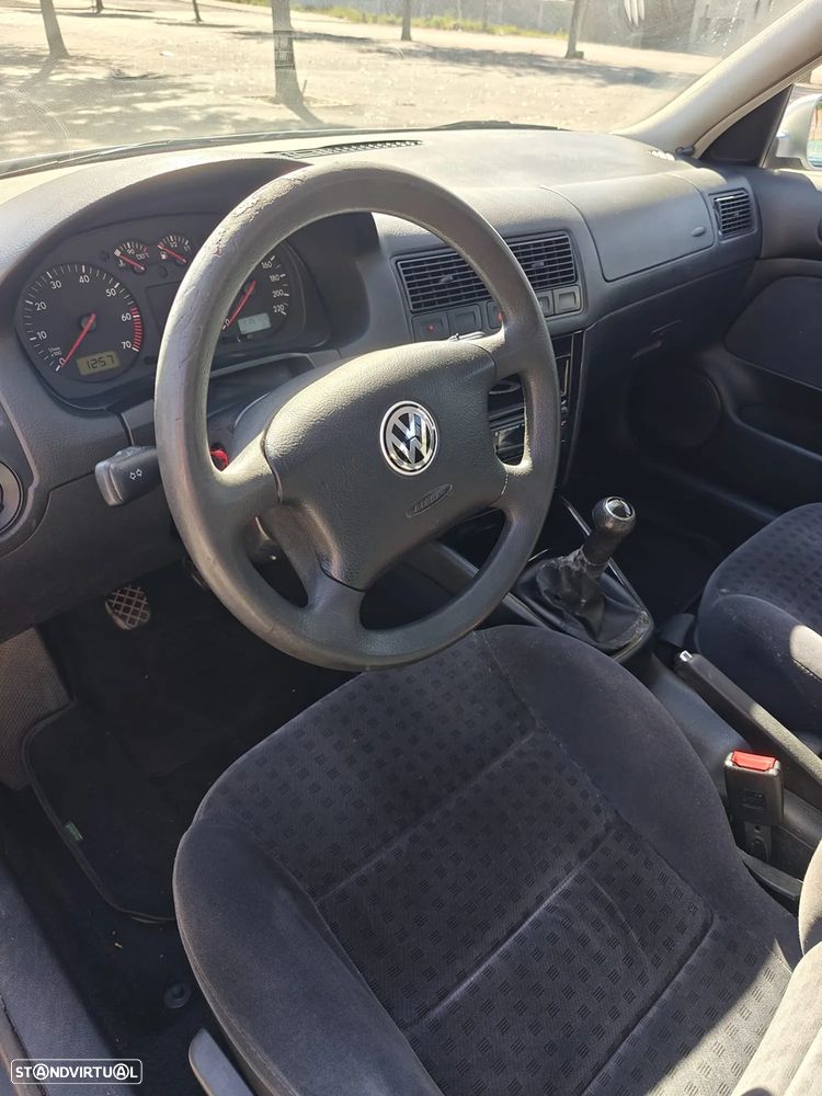 VW Golf Variant - 10
