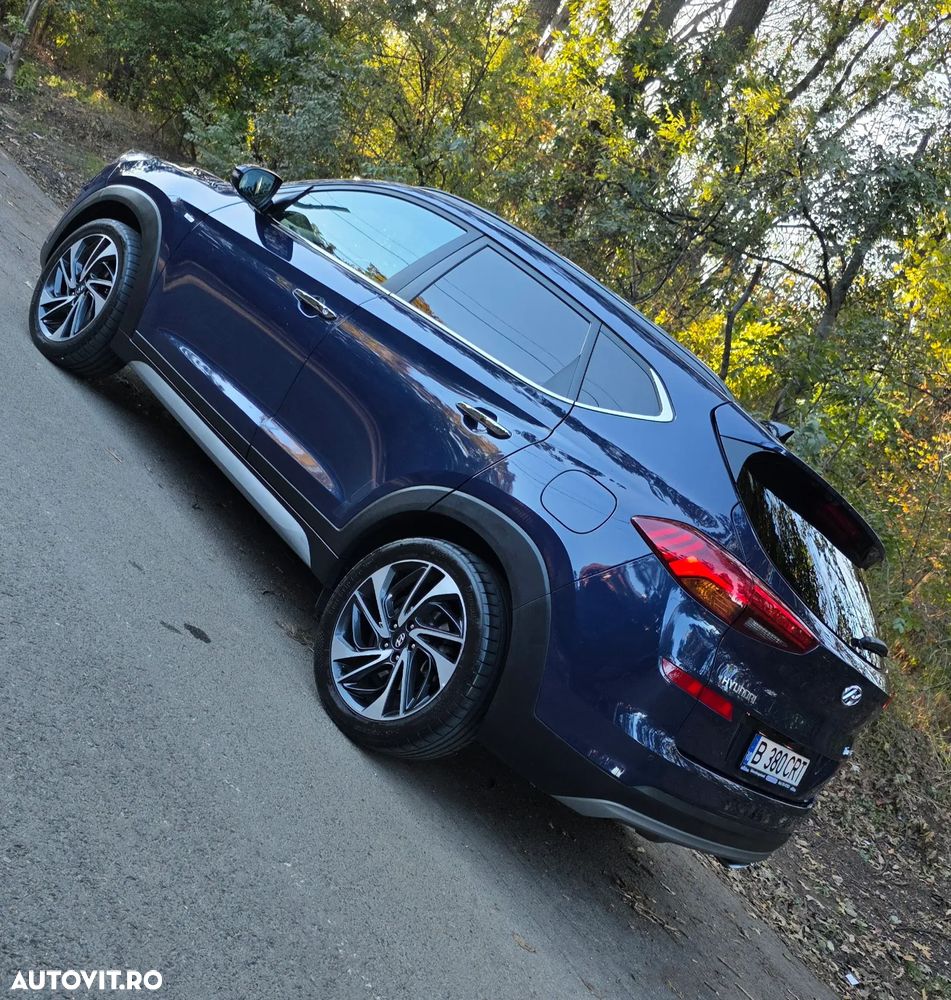 Hyundai Tucson 2.0 CRDI 4WD 8AT Luxury - 13