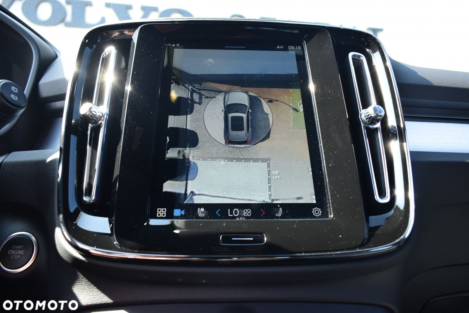 Volvo XC 40 - 22
