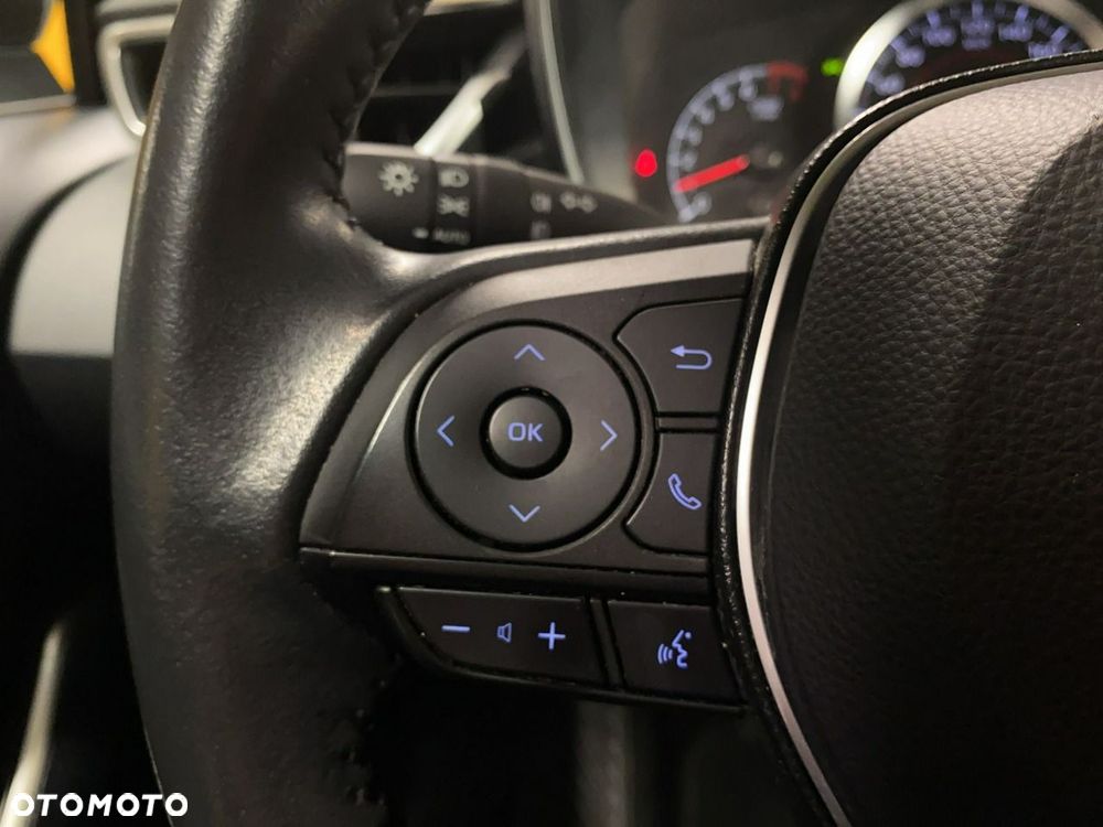 Toyota Corolla - 23