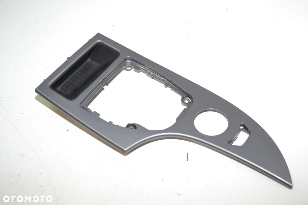BMW E60 E61 RAMKA OSŁONA LISTWA NAKŁADKA LEWARKA BIEGÓW WNĘKA 6974703 - 1