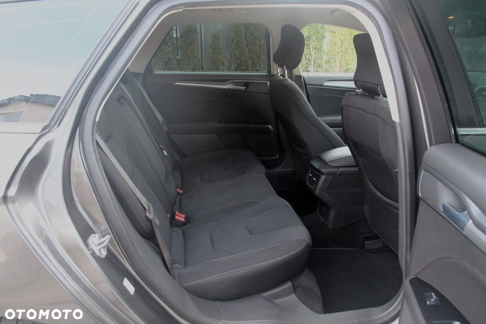 Ford Mondeo 1.6 TDCi ECOnetic Start-Stopp Titanium - 33