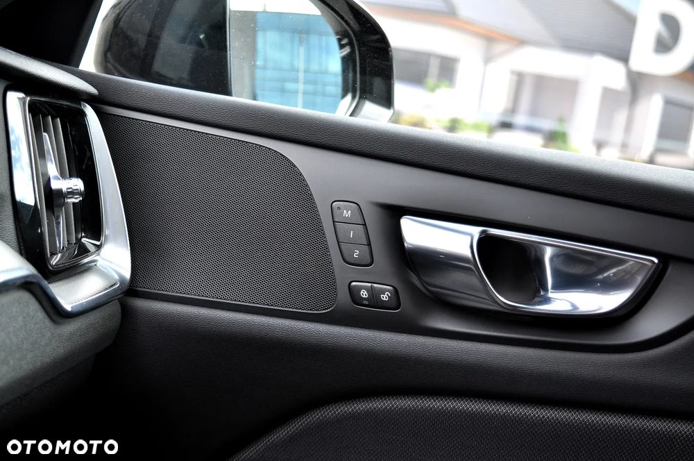 Volvo V60 B4 D Geartronic RDesign - 27