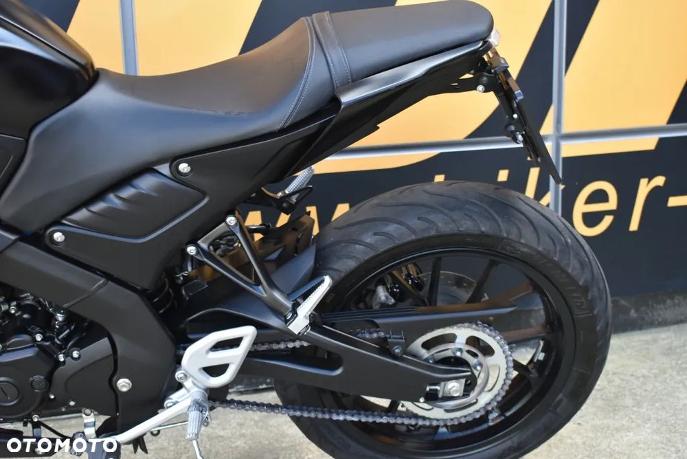 Yamaha MT - 11