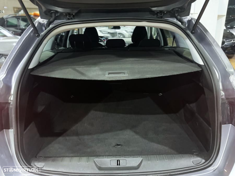 Peugeot 308 SW 1.5 BlueHDi Style - 29