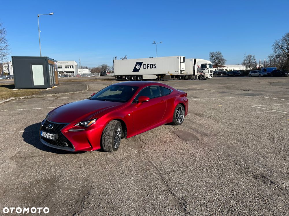 Lexus RC 200t / 300 F Sport - 4