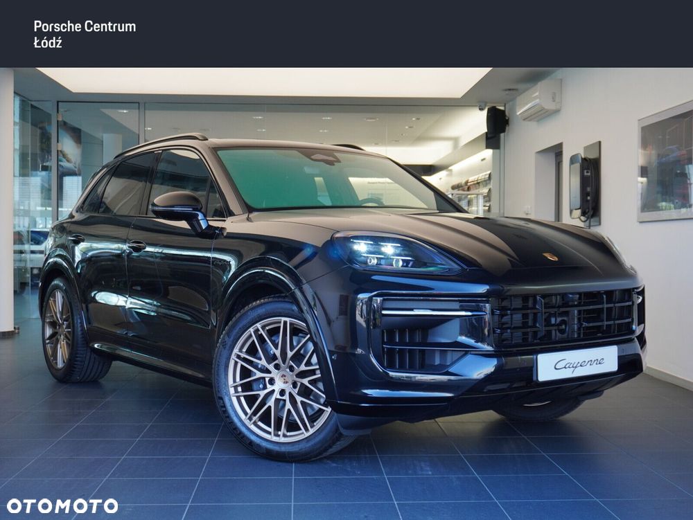 Porsche Cayenne E-Hybrid PHEV Black Edition - 2