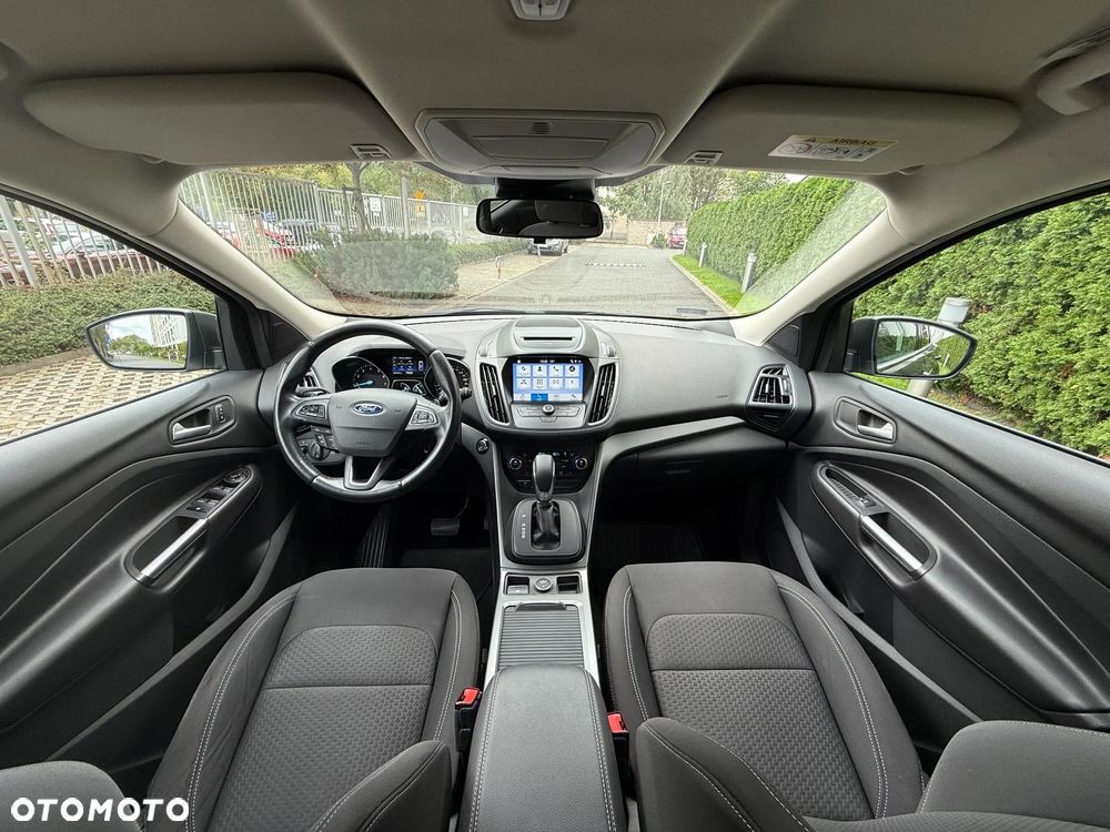 Ford Kuga - 22