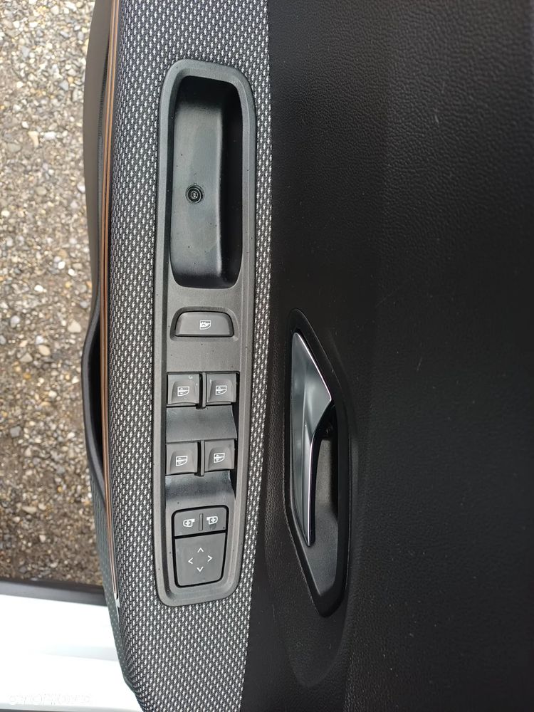 Dacia Sandero Stepway 1.0 TCe Laureate S&S - 16