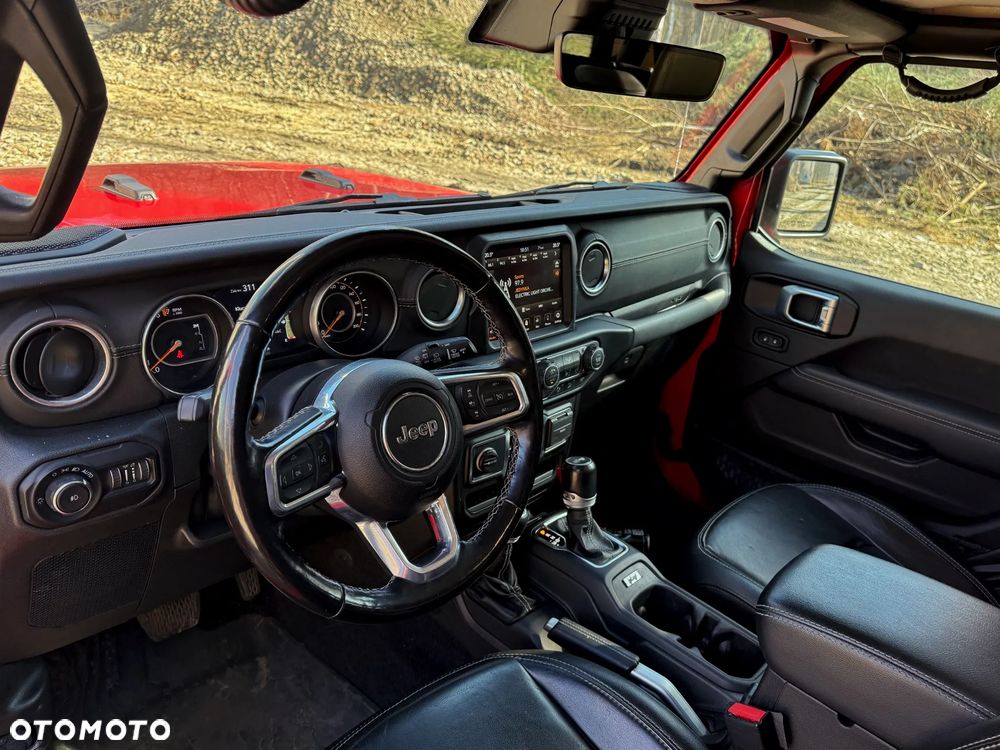 Jeep Wrangler - 10