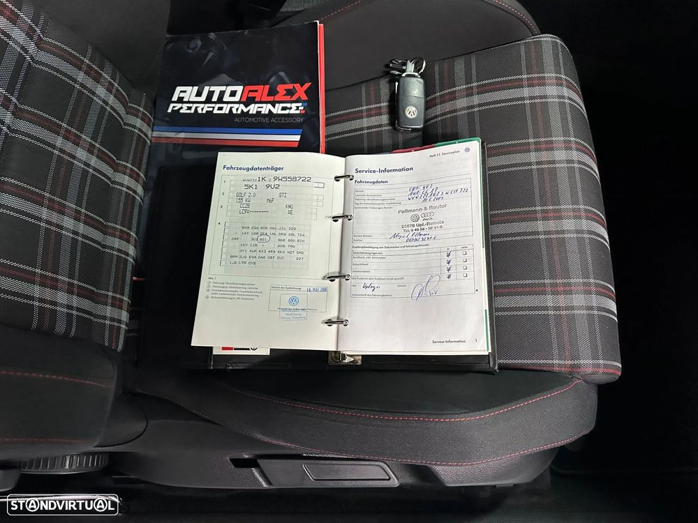VW Golf 2.0 GTI - 44