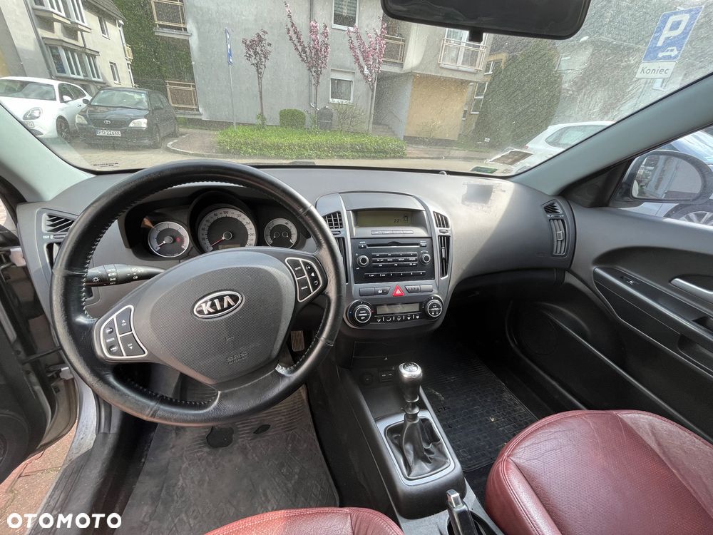 Kia Ceed 1.6 CRDi 90 Vision - 5