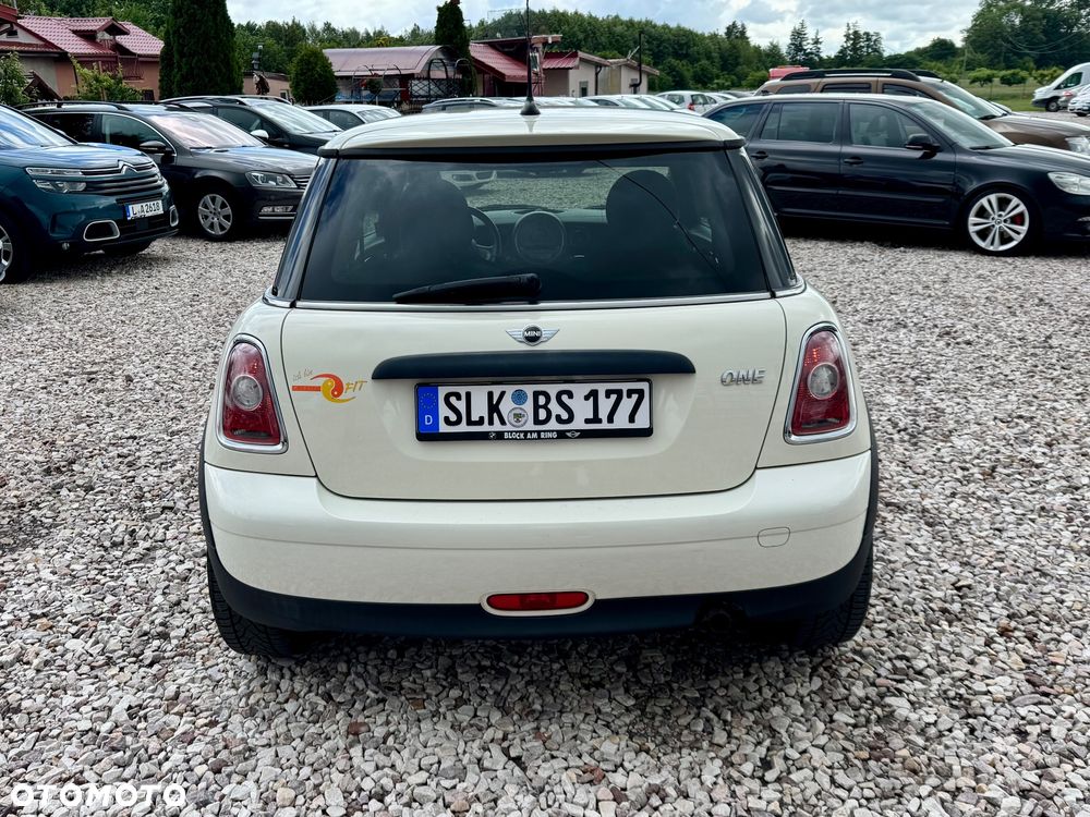 MINI ONE Standard - 15