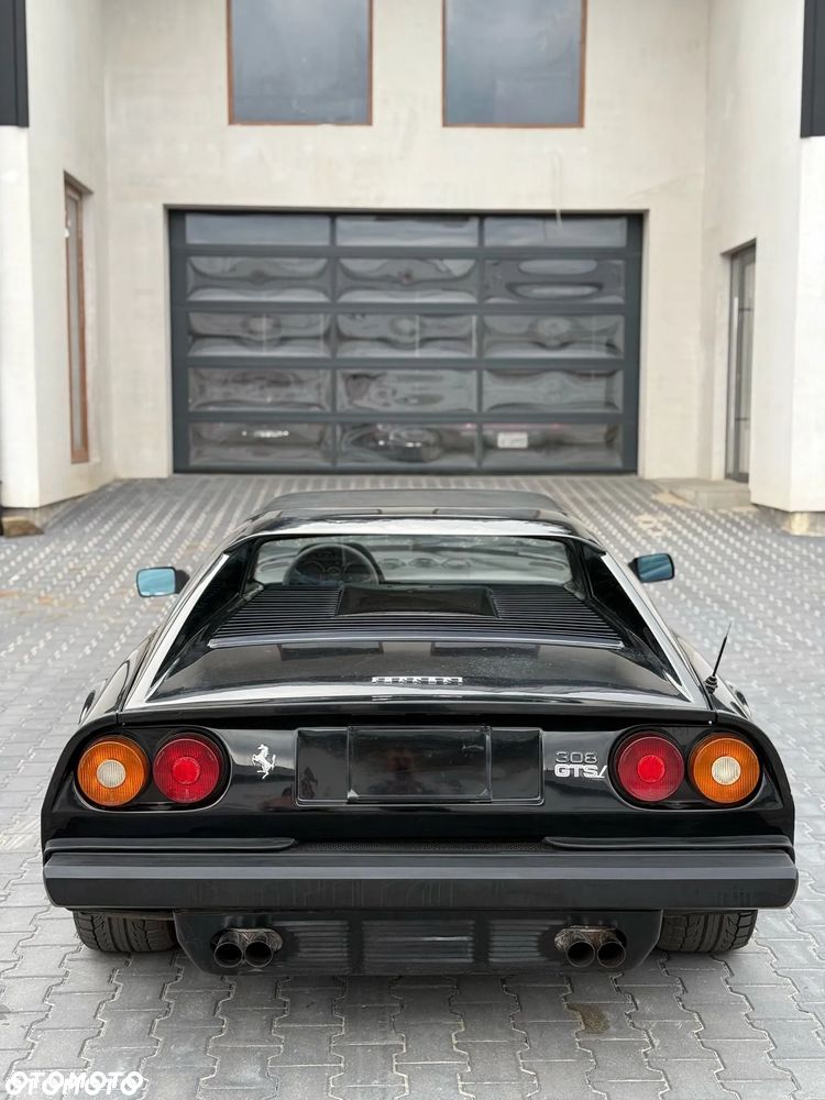 Ferrari 308 - 8