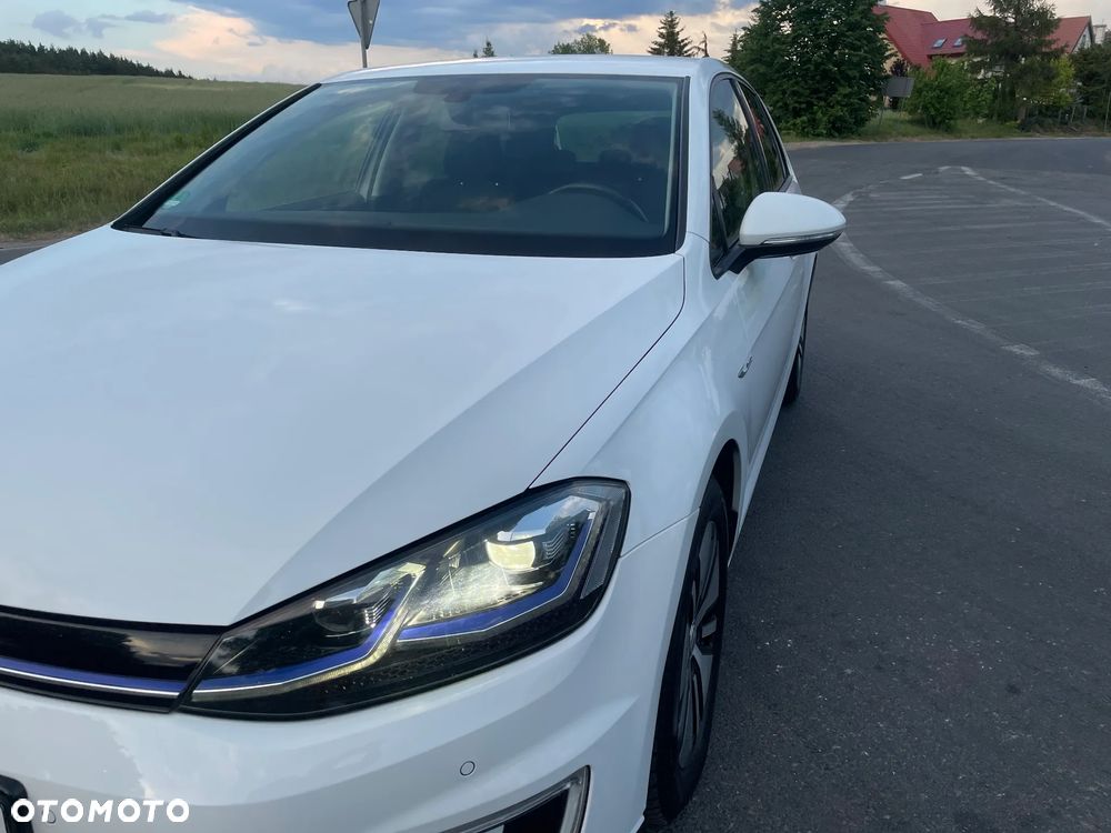 Volkswagen Golf e-Golf - 23