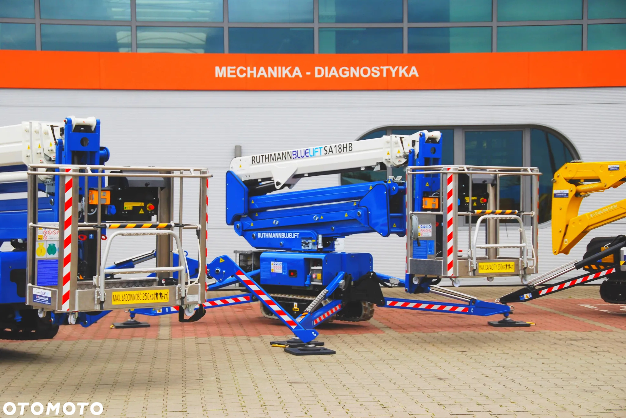Ruthmann Bluelift SA22 Podnośnik gąsienicowy 22m Pająk na gąsienicach 22m Podnośnik terenowy gąsienice Zwyżka 4x4 Od Wyłącznego Dealera w Polsce - 17