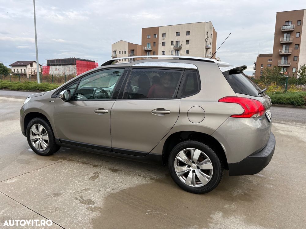 Peugeot 2008 1.2 VTi Active - 3