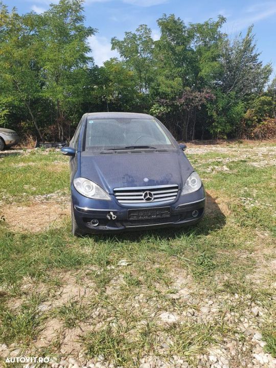 piese FARA GRILA STERGATOARE Mercedes a class a150 w169, bara fata, far, Capota, usi, motor, stop - 2