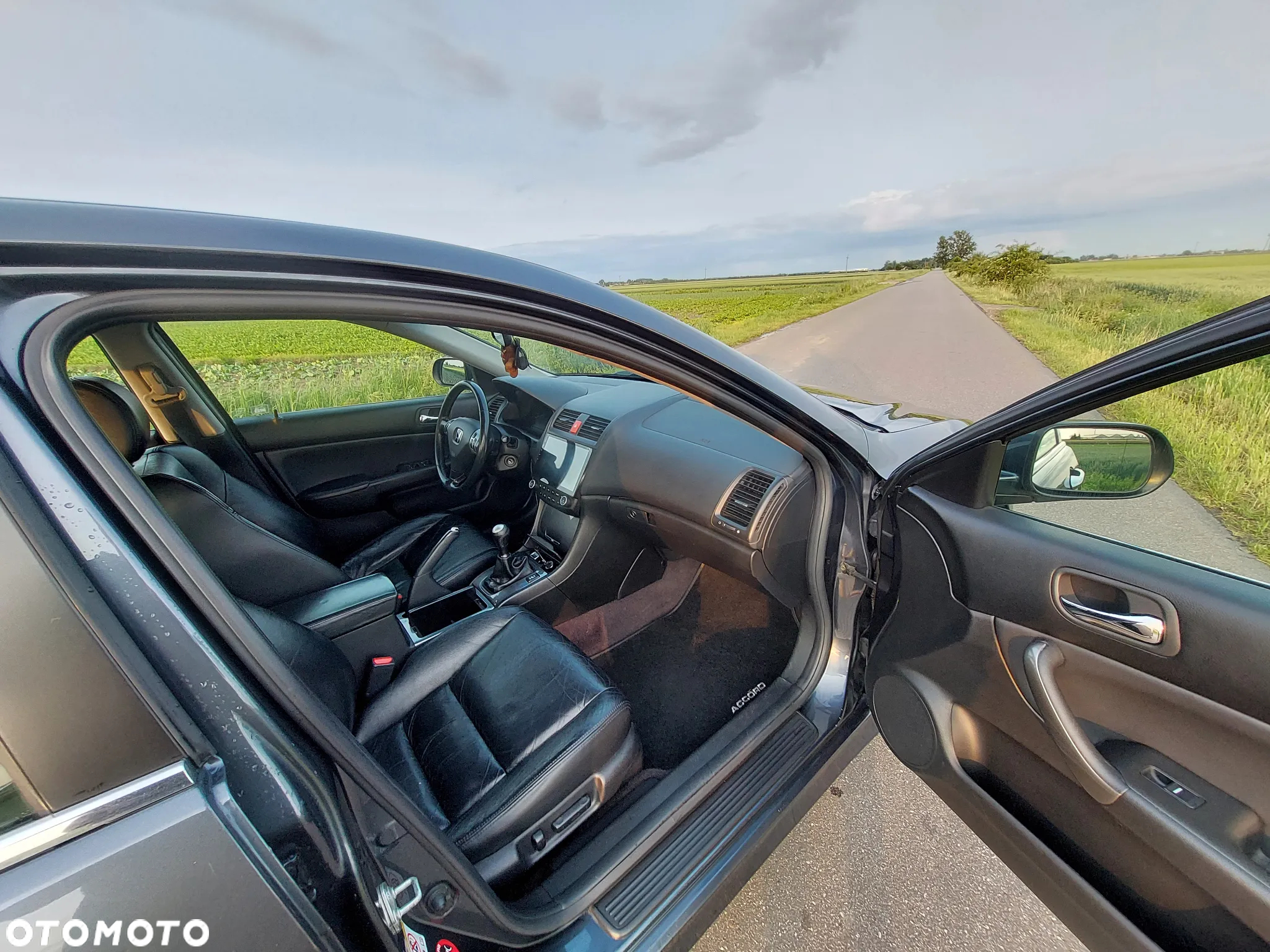 Honda Accord 2.0 Comfort - 8