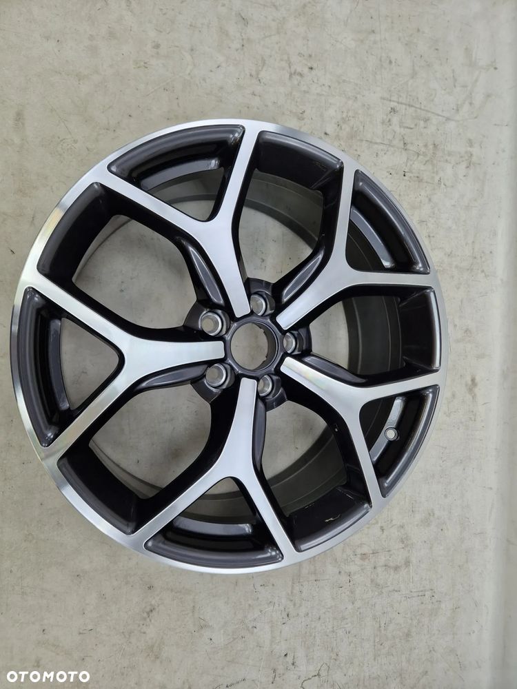Felga felgi Alfa Romeo Giulia NOWE OE 8Jx19H2 9Jx19H2 ET33 ET34 - 16