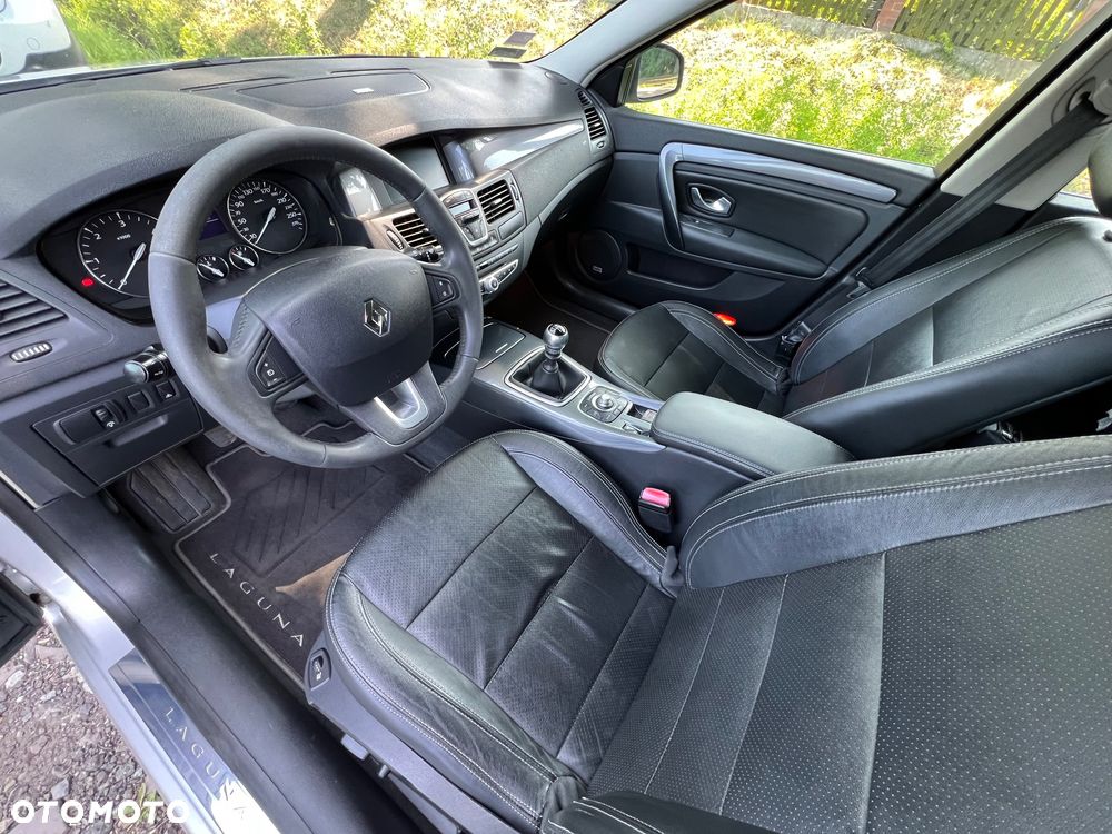 Renault Laguna ENERGY dCi 130 FAP Start & Stop Bose Edition - 10