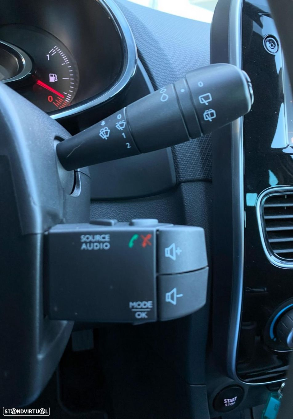 Renault Clio 1.5 dCi Limited - 12