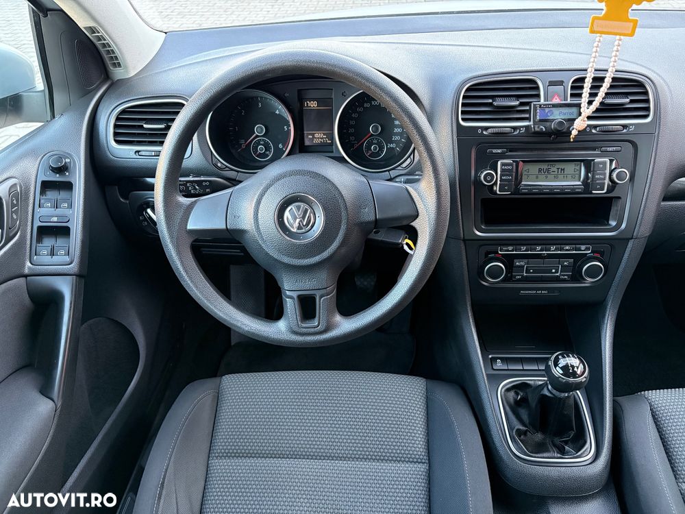 Volkswagen Golf 1.6 TDI BlueMotion Comfortline - 5