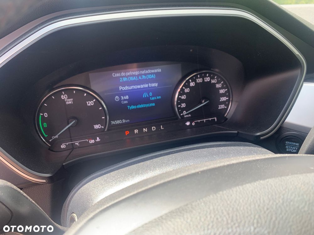 Ford Kuga 2.5 Duratec PHEV TITANIUM - 26