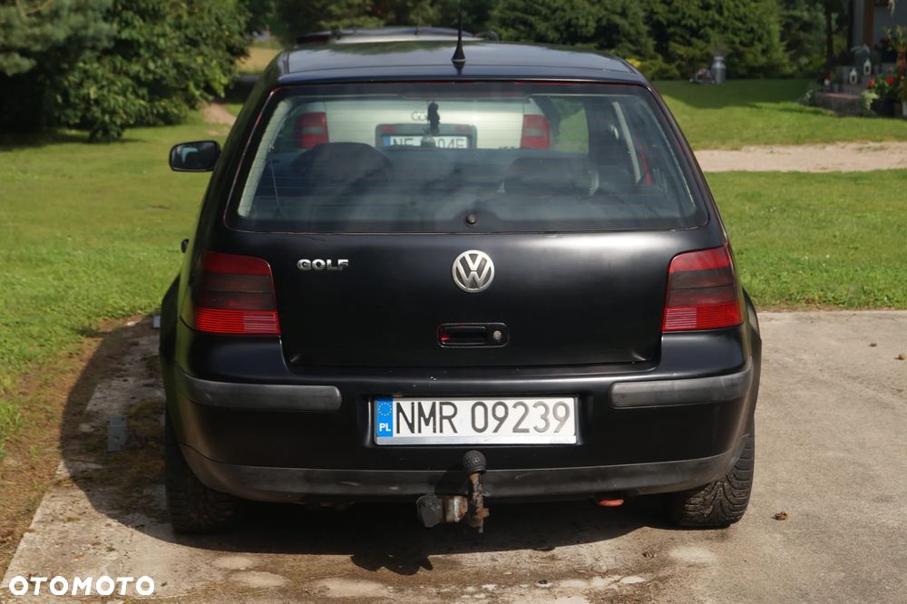 Volkswagen Golf - 5