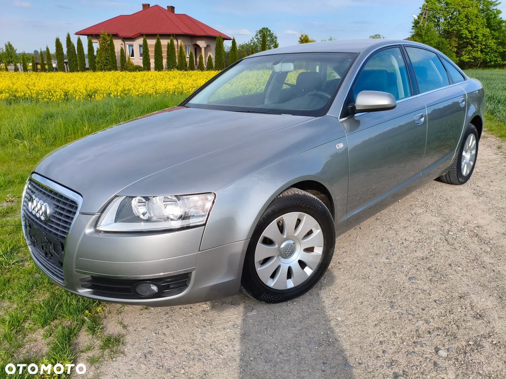 Audi A6 Limousine 2.4 - 12