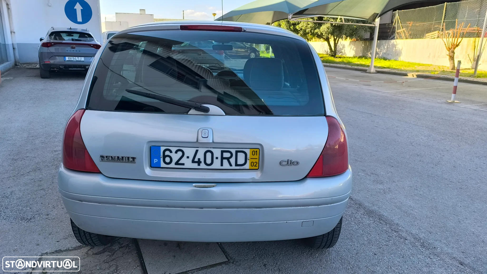 Renault Clio 1.2 RXE - 17