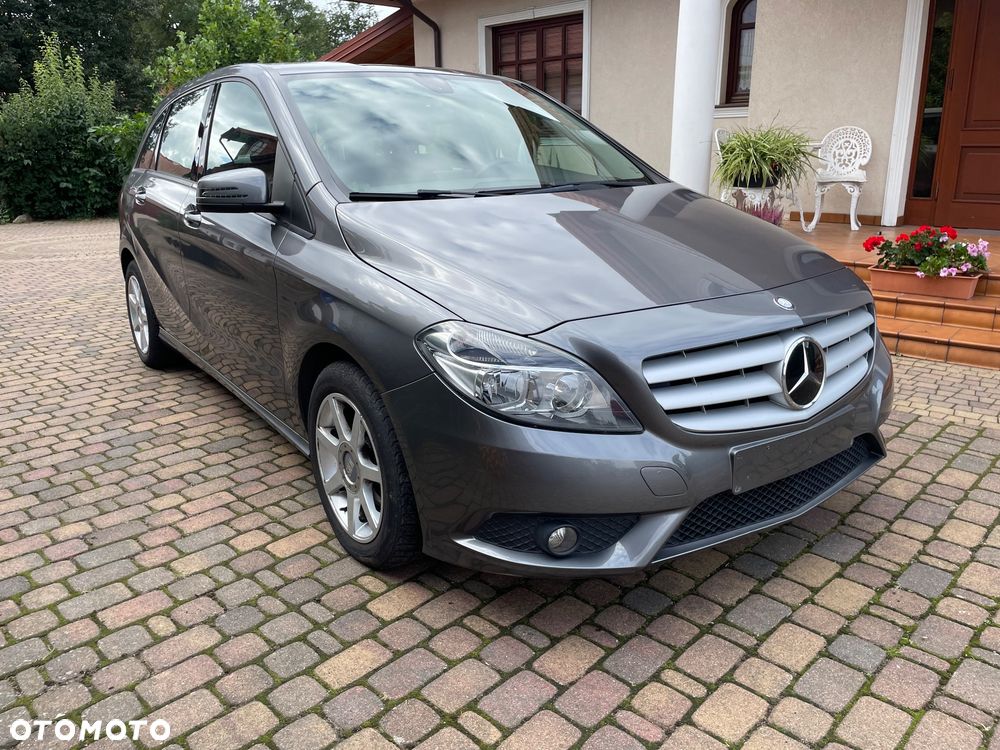 Mercedes-Benz Klasa B 180 d BlueEFFICIENCY Edition - 19