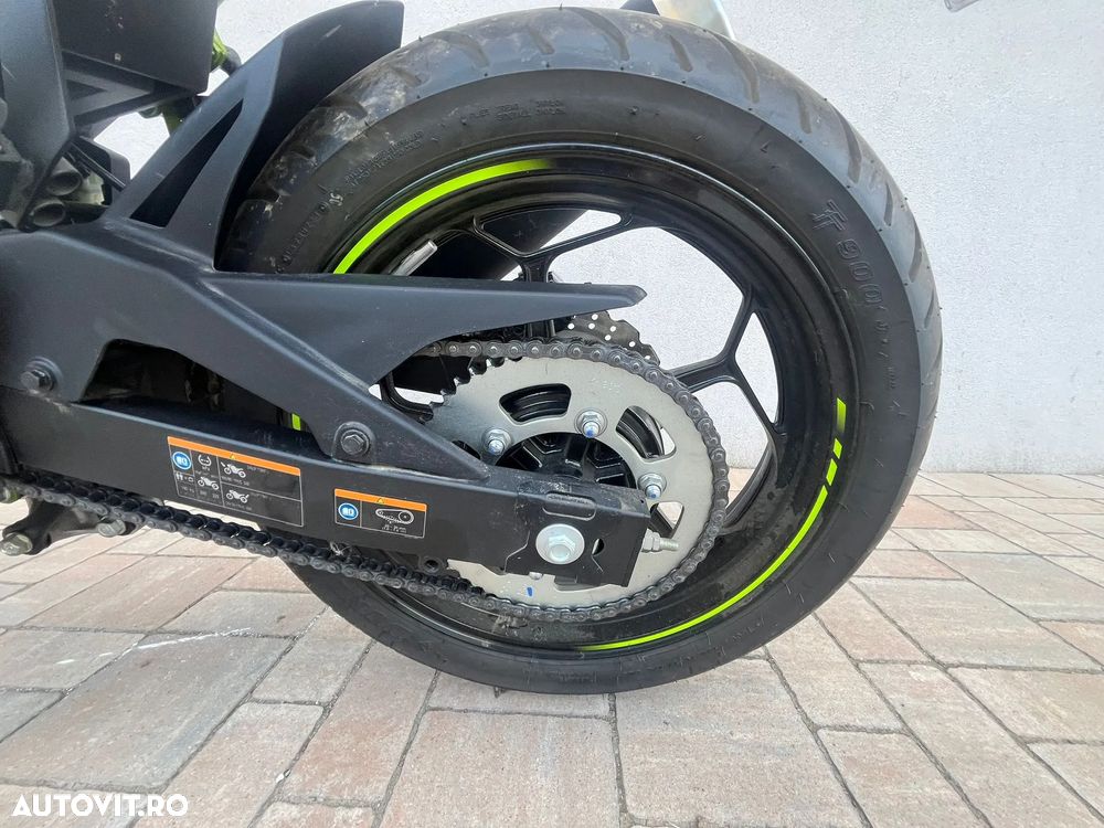 Kawasaki Z125 Pro - 5