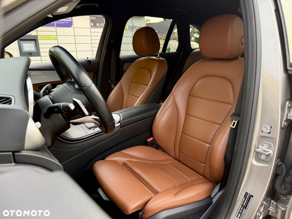 Mercedes-Benz GLC 200 4Matic 9G-TRONIC AMG Line Plus - 6