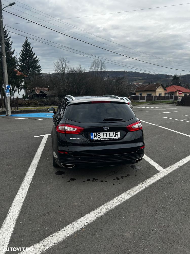 Ford Mondeo 2.0 TDCi Powershift AWD Titanium - 2