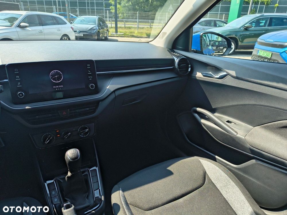 Skoda Fabia 1.0 Essence - 19
