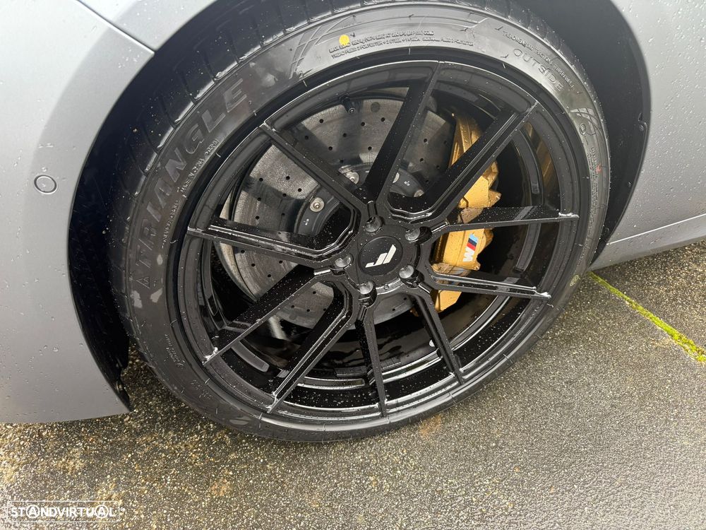 BMW M8 Competition - 12