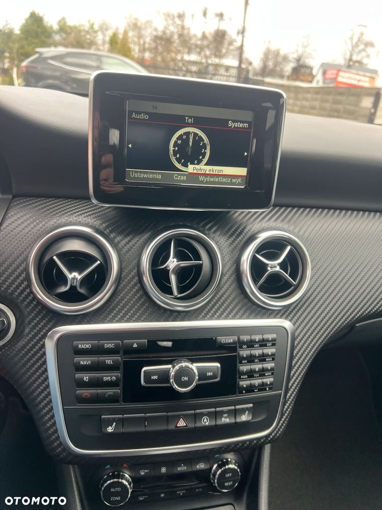 Mercedes-Benz Klasa A 180 AMG Line - 14