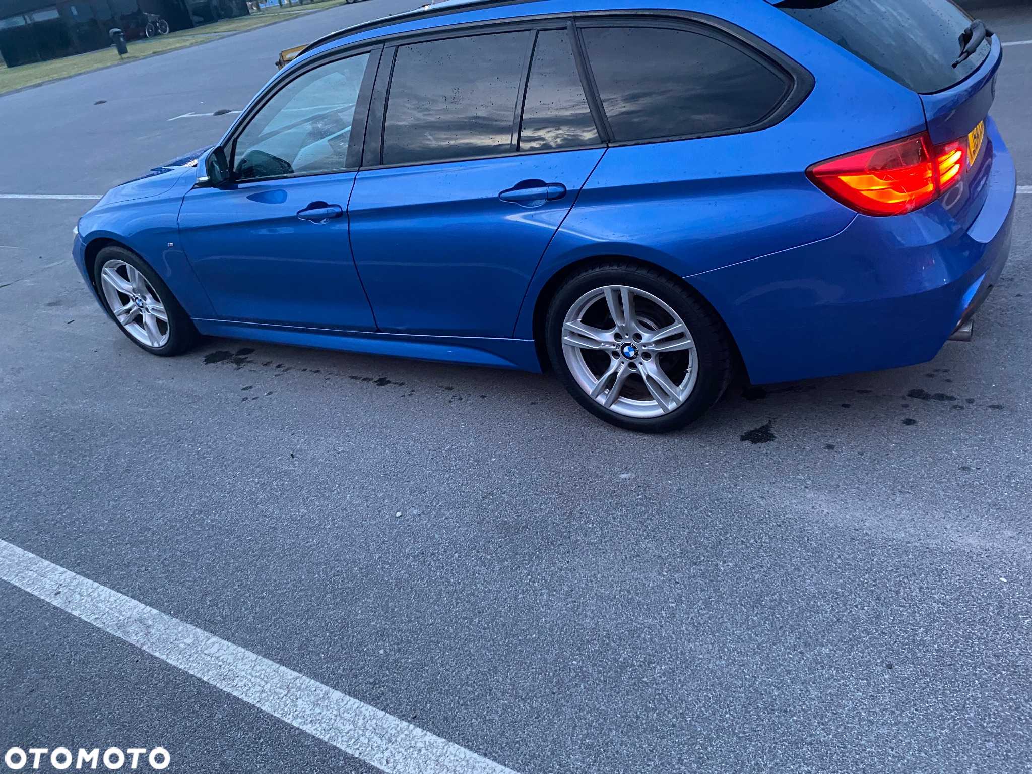 BMW Seria 3 320d Touring - 6